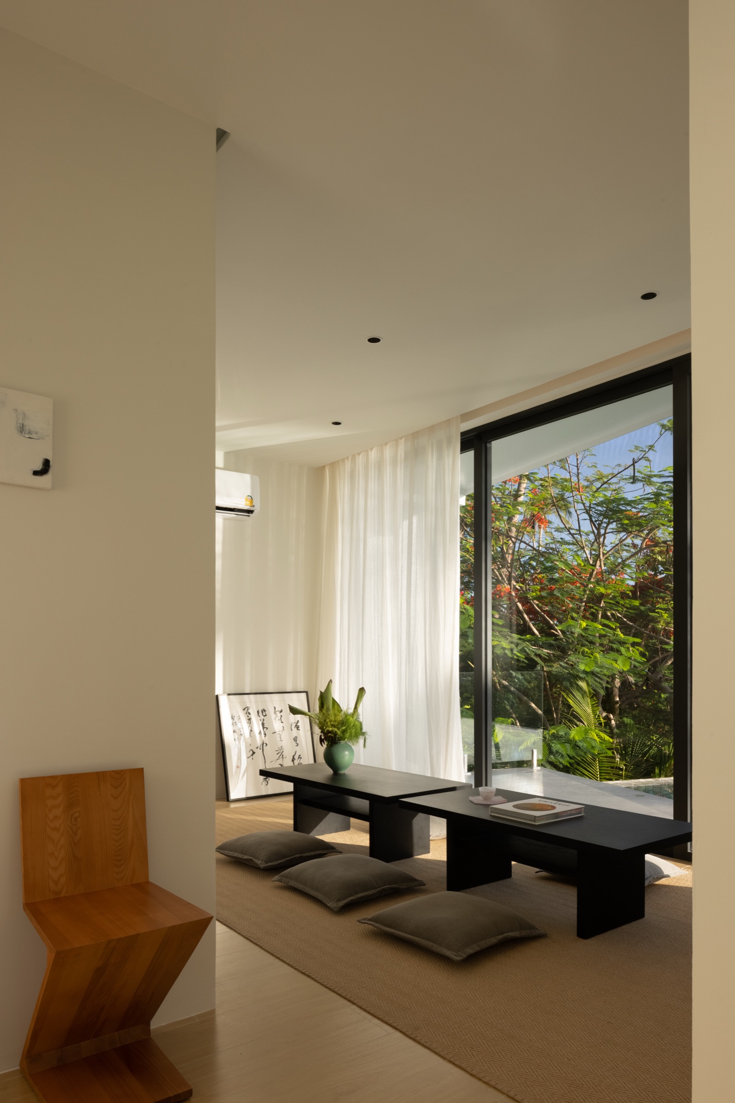 Lazy Villa interior view